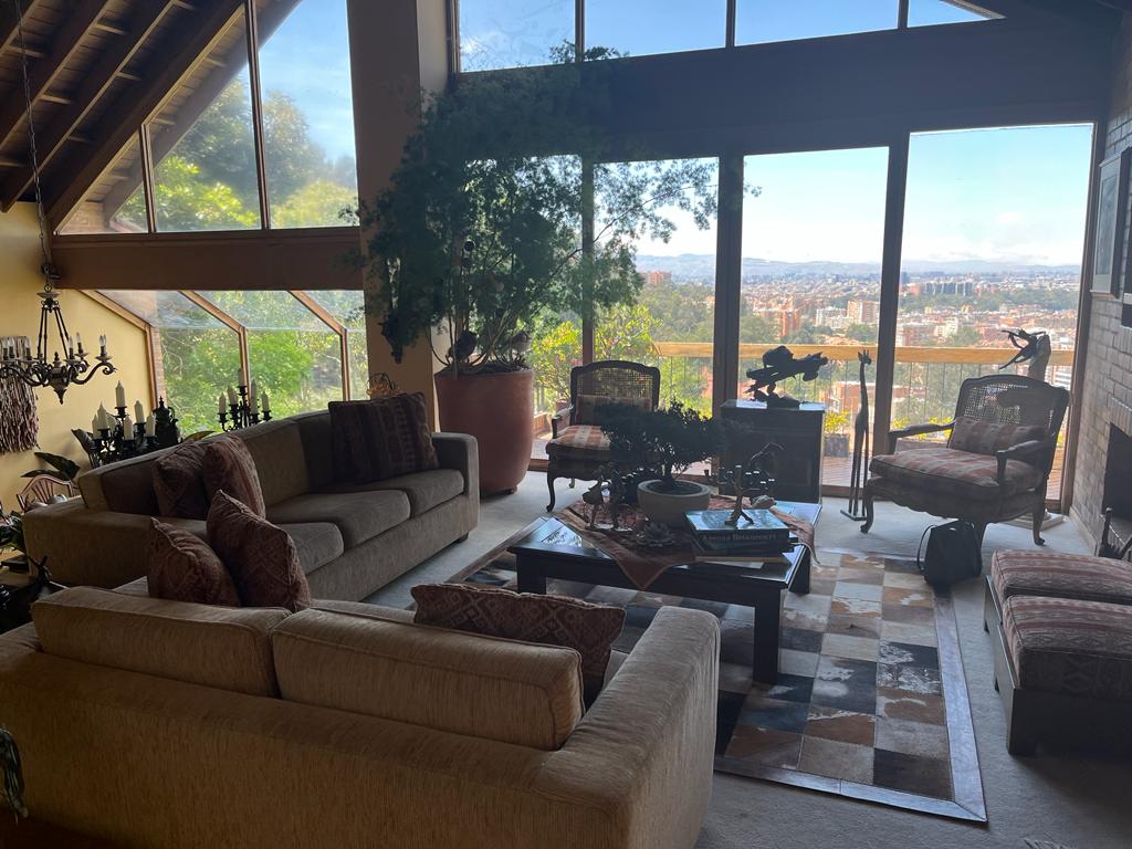 Casa en venta en Bosque De Pinos, Bogotá · foto 2 de 19
