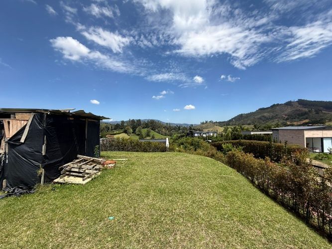 Lote en venta en Pantanillo, El Retiro, 2000 m² · foto 4 de 10