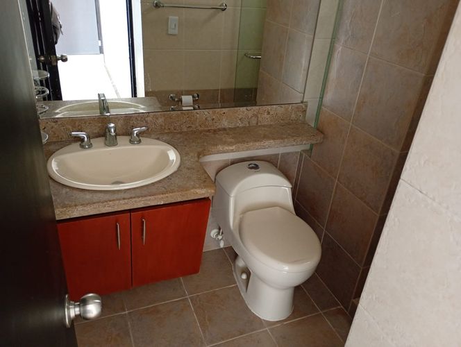 Apartamento de 3 alcobas en venta en Laureles, Medellín, 92 m² · foto 14 de 16