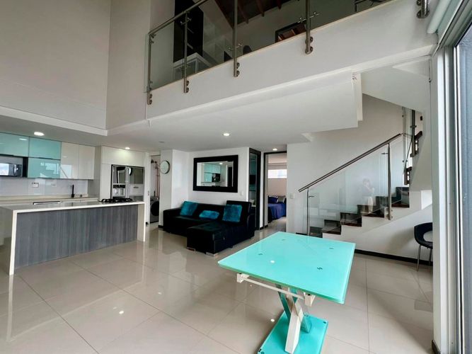 Apartamento de 3 alcobas en arriendo en Loma Benedictinos, Envigado, 130 m² · foto 4 de 16