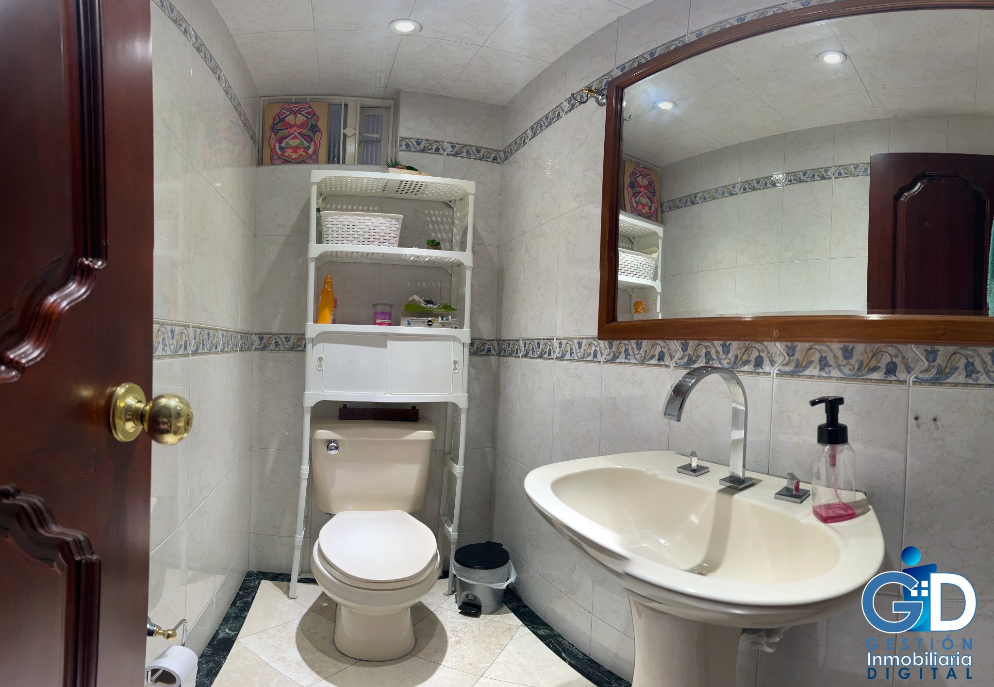Casa en venta en Villa Magdala, Bogotá · foto 9 de 22