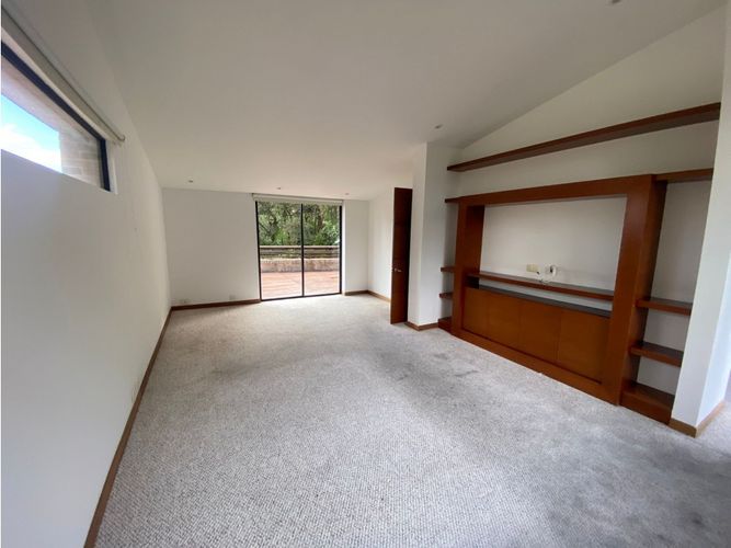 Casa de 4 alcobas en venta en Sotileza, Bogotá, 272 m² · foto 6 de 24