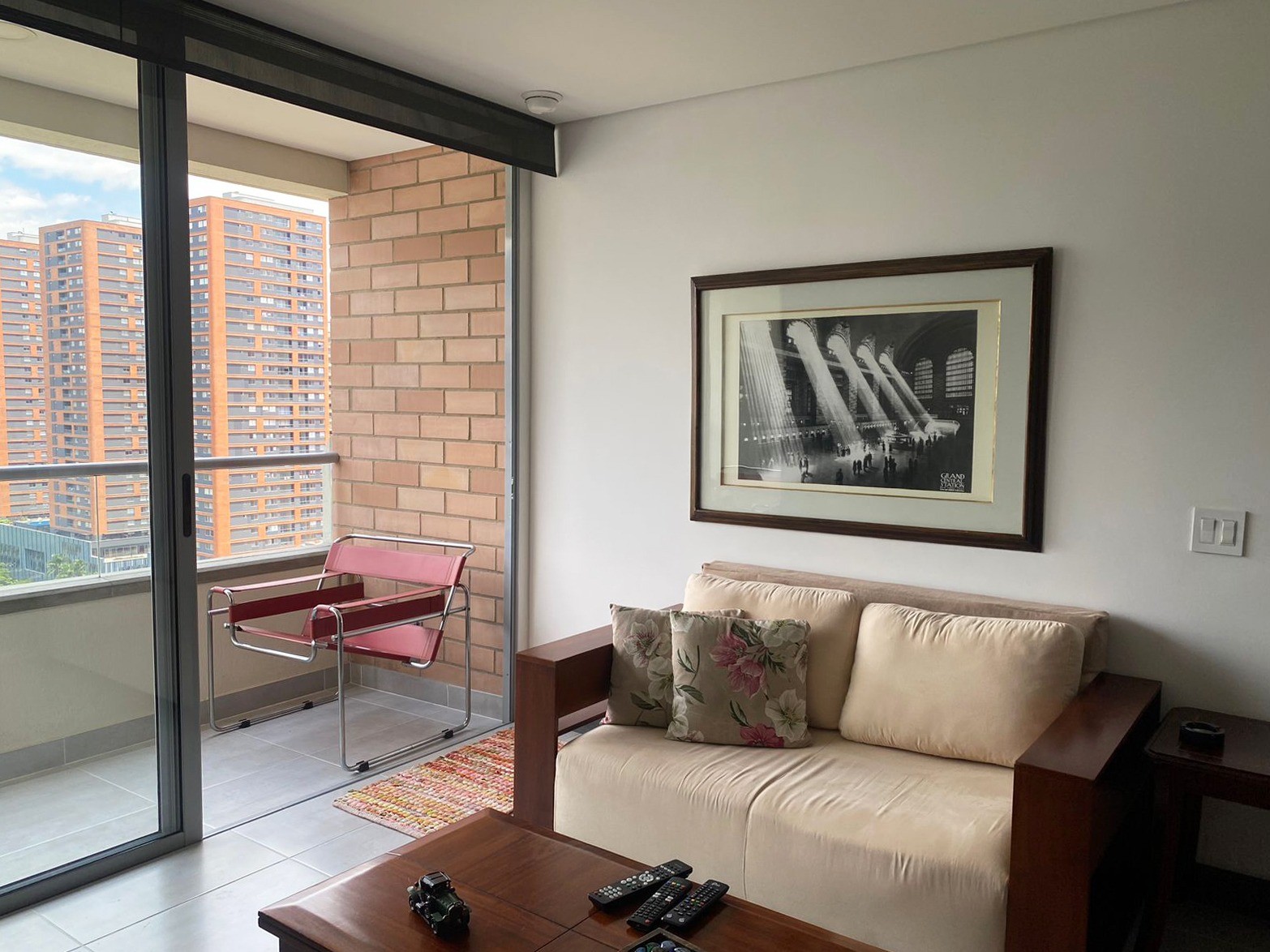 Departamento en alquiler con baja de precio en El Poblado