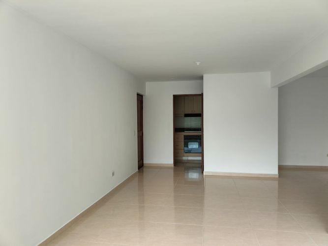 Apartamento de 3 alcobas en arriendo en El Poblado, Medellín, 94 m² · foto 7 de 19