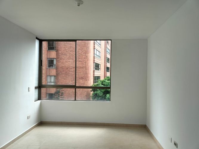 Apartamento de 3 alcobas en arriendo en El Poblado, Medellín, 94 m² · foto 9 de 19
