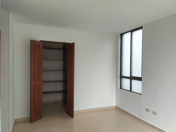 Apartamento de 3 alcobas en arriendo en El Poblado, Medellín, 94 m² · foto 10 de 19
