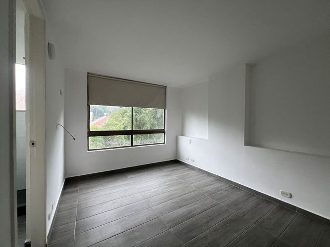 Apartamento de 2 alcobas en arriendo en El Poblado, Medellín, 90 m² · foto 12 de 16
