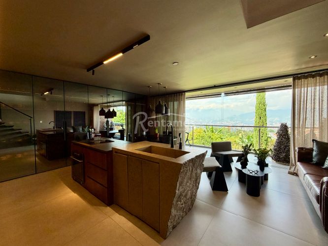 Casa de 3 alcobas en venta en Santa Catalina, Envigado, 223 m² · foto 8 de 24