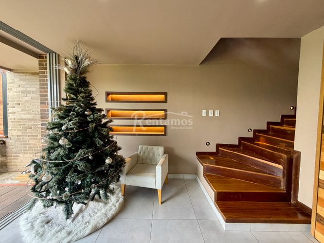Casa de 3 alcobas en venta en Santa Catalina, Envigado, 223 m² · foto 12 de 24