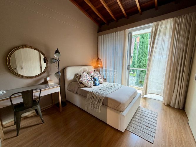 Casa de 3 alcobas en venta en Santa Catalina, Envigado, 223 m² · foto 19 de 24