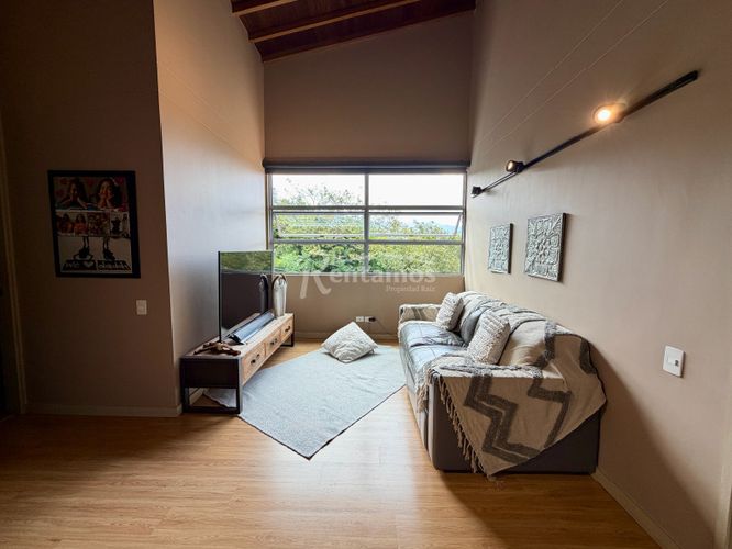 Casa de 3 alcobas en venta en Santa Catalina, Envigado, 223 m² · foto 21 de 24