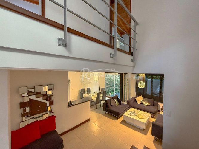 Casa de 3 alcobas en venta en Zuñiga, Envigado, 198 m² · foto 5 de 24