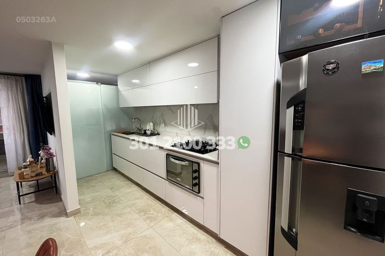 Apartamento de 3 alcobas en arriendo en Los Colores, Medellín, 78 m² · foto 5 de 22