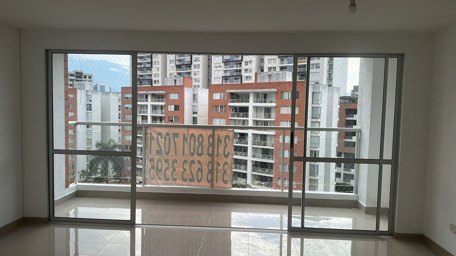 Apartamento de 3 alcobas en venta en Valle Del Lili, Cali, 79 m² · foto 9 de 16