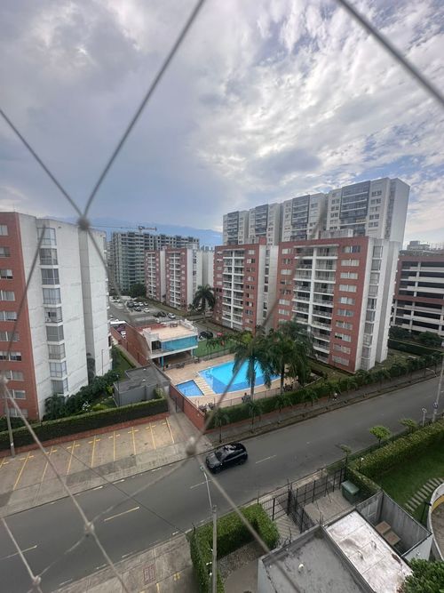 Apartamento de 3 alcobas en venta en Valle Del Lili, Cali, 79 m² · foto 12 de 16