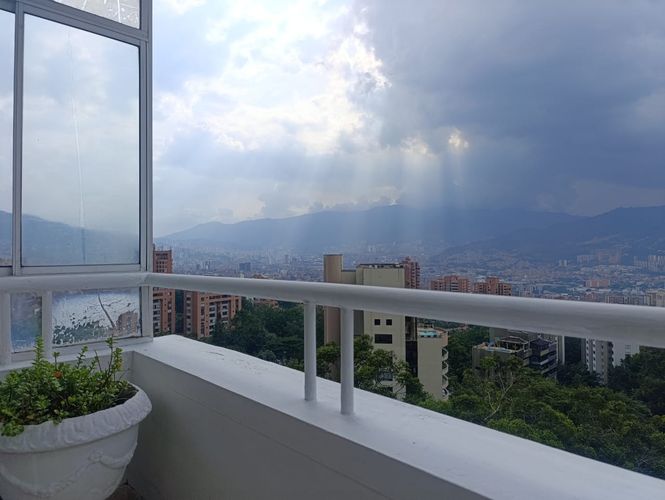 Apartamento de 3 alcobas en venta en El Poblado, Medellín, 177 m² · foto 18 de 18