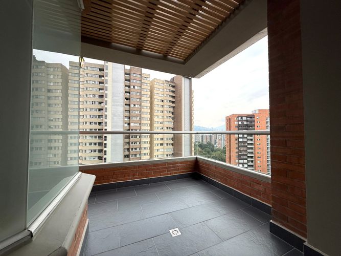 Apartamento en venta en Loma Benedictinos, Envigado · foto 18 de 20