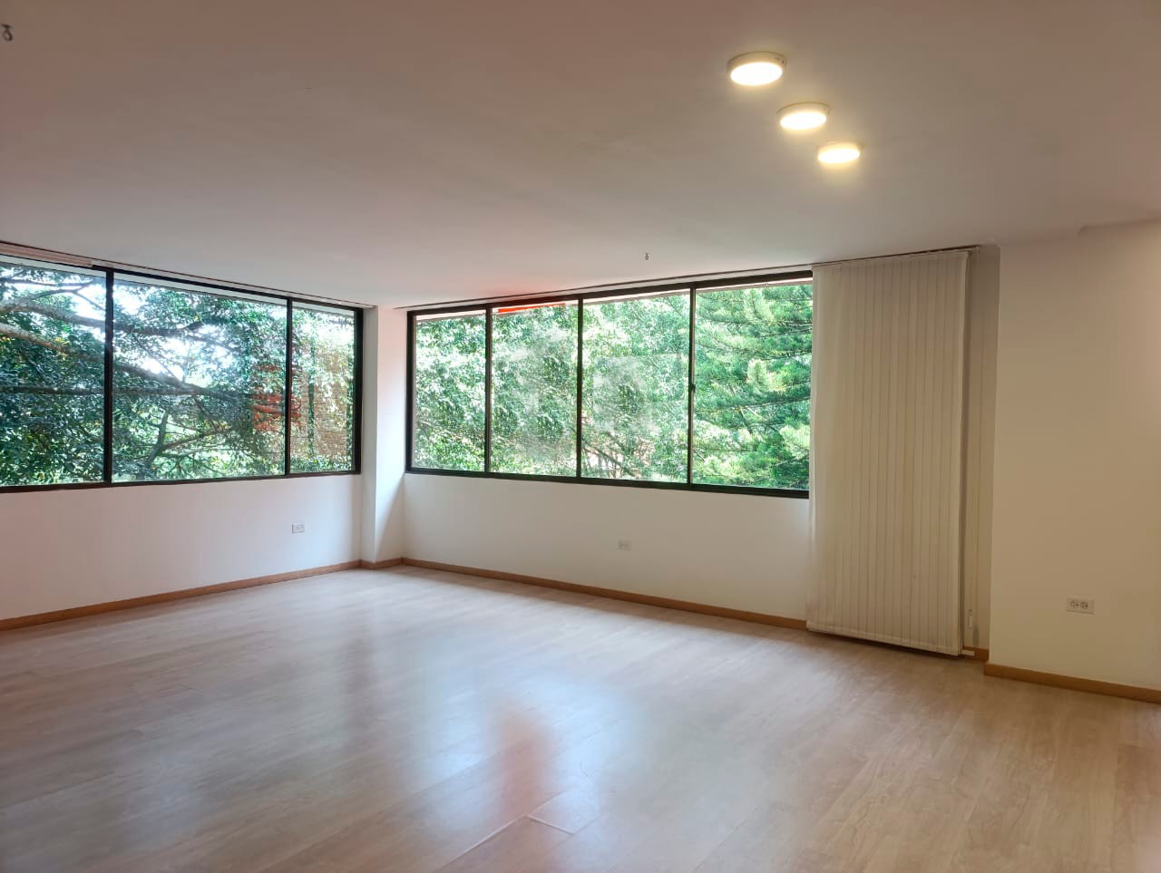Apartamento en venta en El Poblado, Medellín · foto 3 de 20