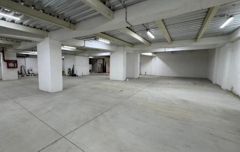Edificio en arriendo en San Jose Sur, Pereira, 2100 m² · foto 9 de 11