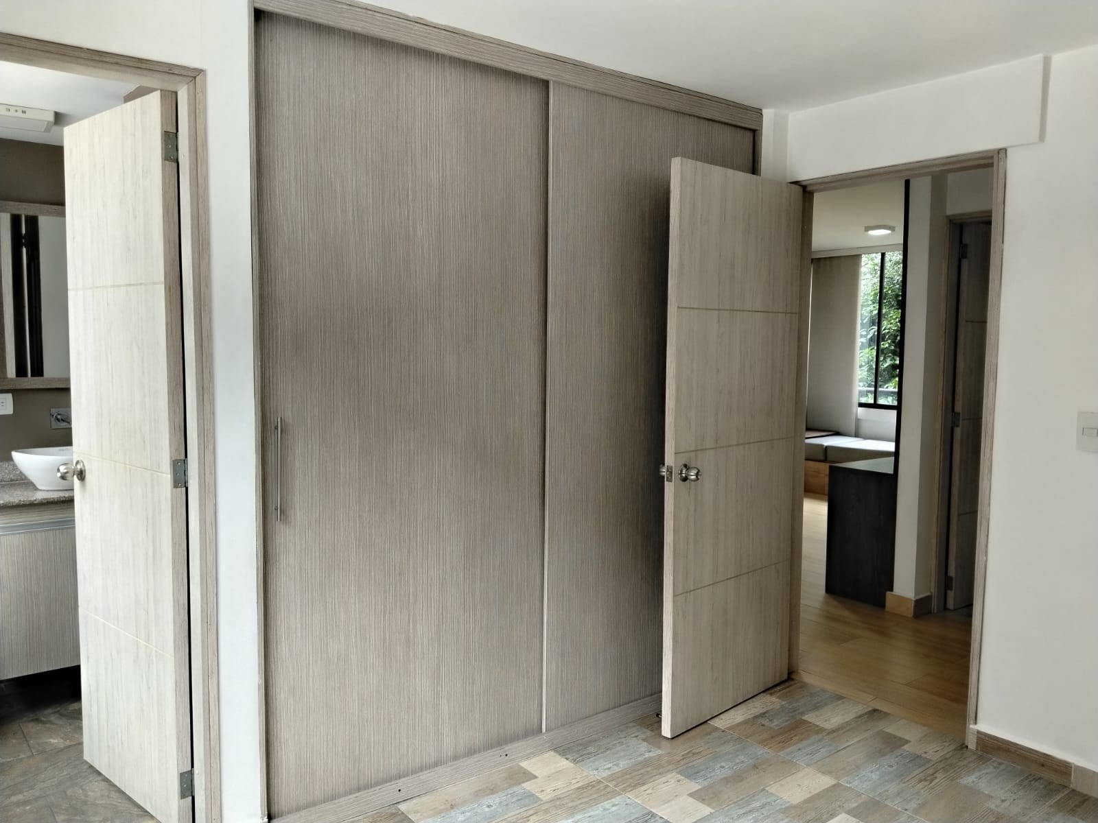 Apartamento en venta en El Poblado, Medellín · foto 12 de 19