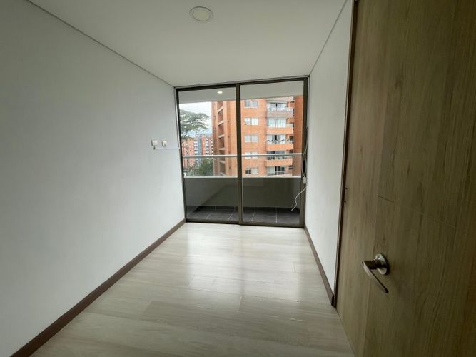 Apartamento de 2 alcobas en venta en El Esmeraldal, Medellín, 88 m² · foto 6 de 11