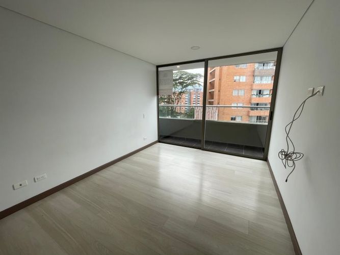 Apartamento de 2 alcobas en venta en El Esmeraldal, Medellín, 88 m² · foto 7 de 11