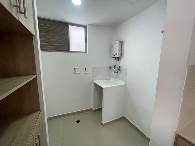 Apartamento de 2 alcobas en venta en El Esmeraldal, Medellín, 88 m² · foto 9 de 11