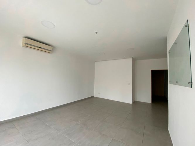 Oficina en arriendo en Manila, Medellín, 50 m² · foto 7 de 8