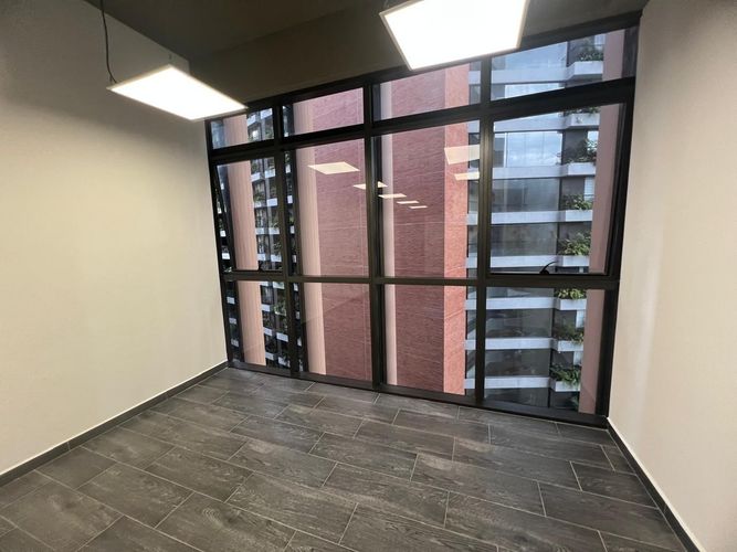Oficina en arriendo en El Poblado, Medellín, 35 m² · foto 3 de 11