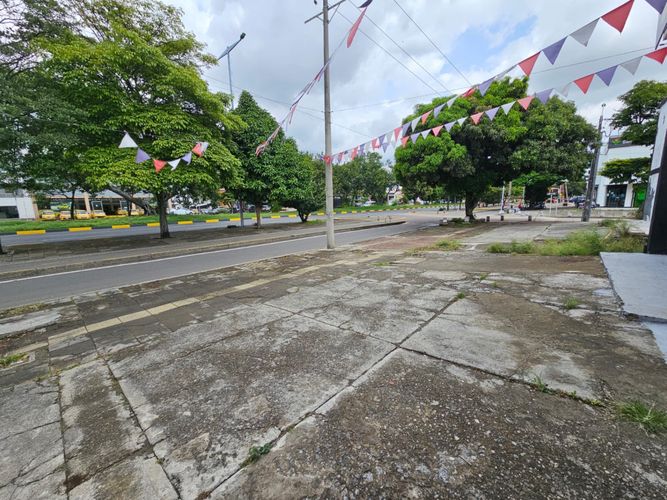 Bodega en arriendo en Prados Del Norte, Cali, 296 m² · foto 10 de 11
