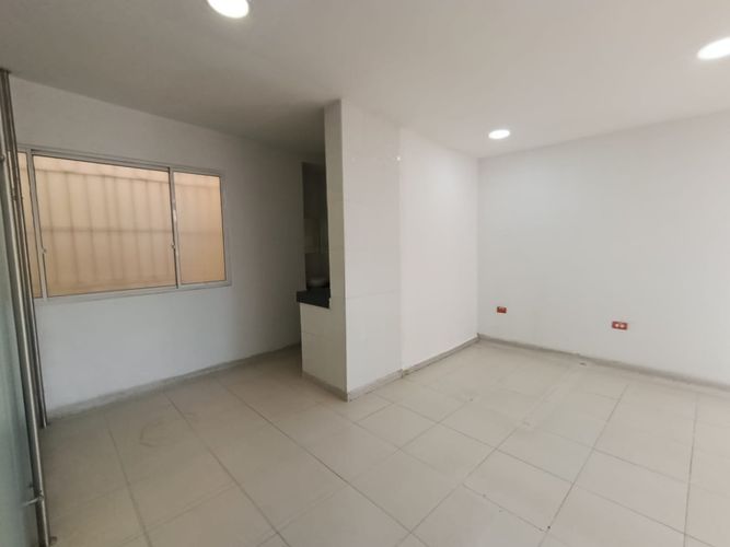 Local en arriendo en El Poblado, Girón, 45 m² · foto 5 de 9