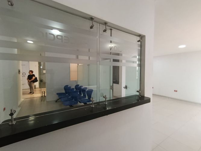Local en arriendo en El Poblado, Girón, 45 m² · foto 6 de 9
