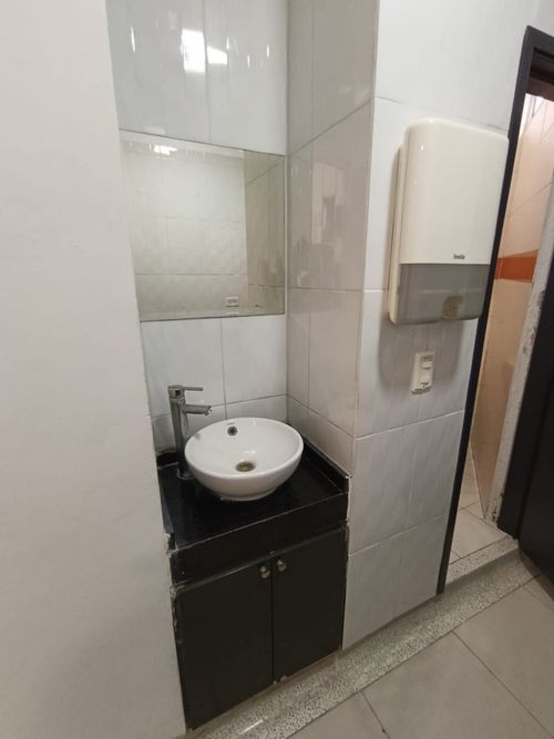 Local en arriendo en El Poblado, Girón, 45 m² · foto 7 de 9