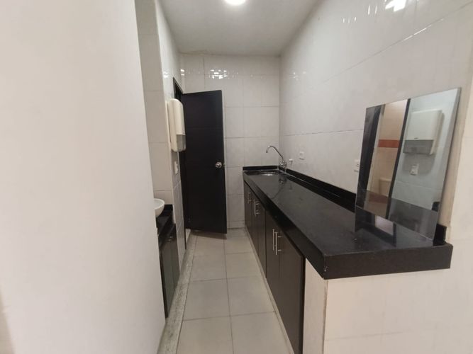 Local en arriendo en El Poblado, Girón, 45 m² · foto 8 de 9