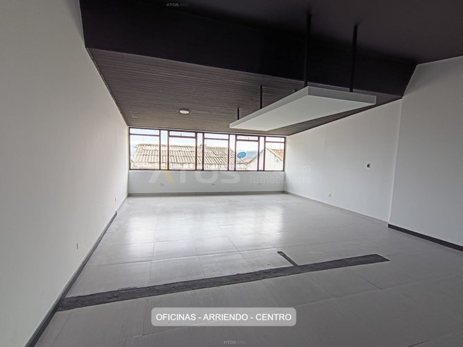 Oficina en arriendo en Centro Historico, Tunja, 230 m² · foto 4 de 24