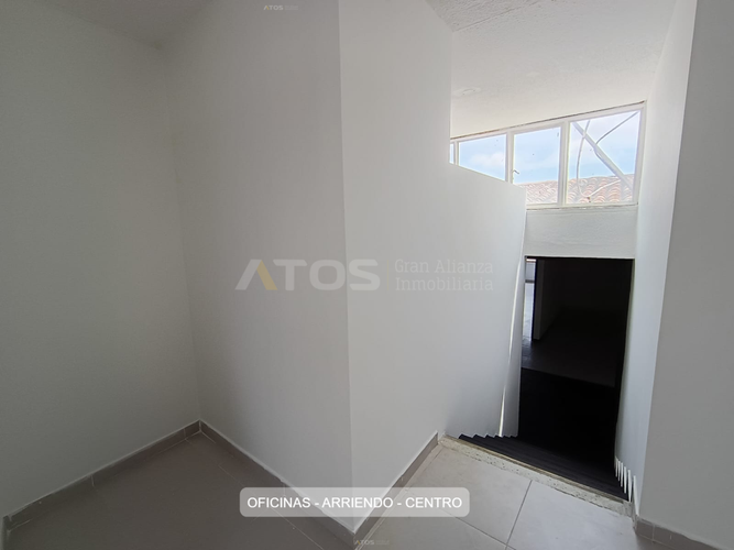 Oficina en arriendo en Centro Historico, Tunja, 230 m² · foto 8 de 24