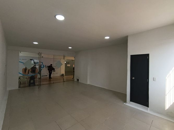 Local en arriendo en El Poblado, Girón, 38 m² · foto 4 de 5