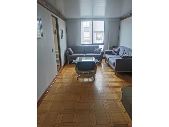 Apartamento de 3 alcobas en venta en Ciudad Salitre, Bogotá, 159 m² · foto 2 de 19