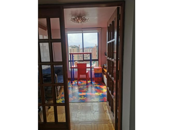 Apartamento de 3 alcobas en venta en Ciudad Salitre, Bogotá, 159 m² · foto 13 de 19