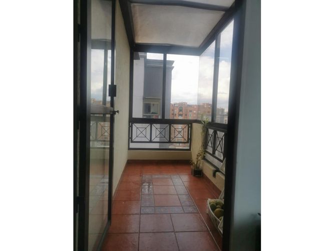 Apartamento de 3 alcobas en venta en Ciudad Salitre, Bogotá, 159 m² · foto 17 de 19
