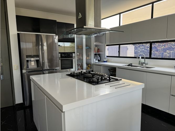 Casa de 4 alcobas en venta en Siberia, Cota, 315 m² · foto 11 de 24