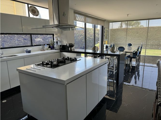 Casa de 4 alcobas en venta en Siberia, Cota, 315 m² · foto 13 de 24