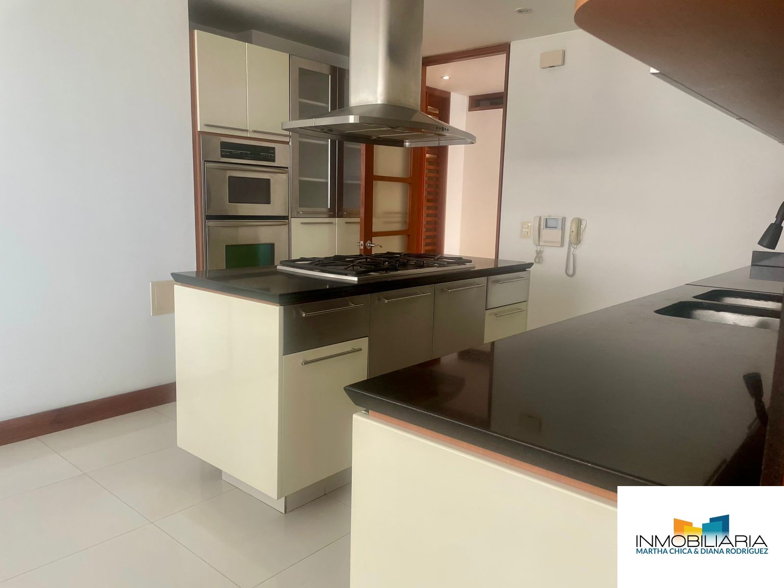 Apartamento en venta en El Chico, Bogotá · foto 6 de 24