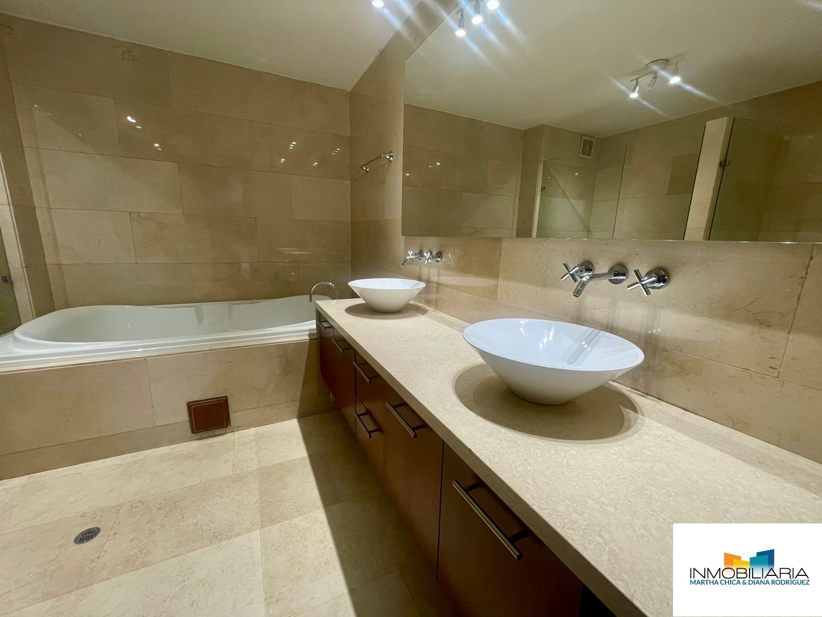Apartamento en venta en El Chico, Bogotá · foto 10 de 24