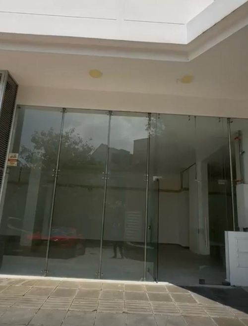 Local en venta en Urbanizacion Reserva Cañaveral, Floridablanca, 219 m² · foto 2 de 15
