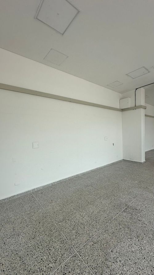 Local en venta en Urbanizacion Reserva Cañaveral, Floridablanca, 219 m² · foto 10 de 15