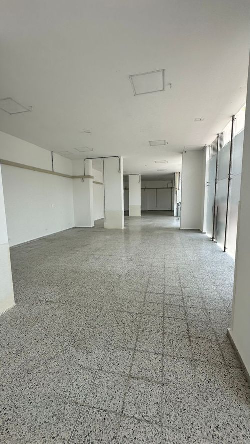 Local en venta en Urbanizacion Reserva Cañaveral, Floridablanca, 219 m² · foto 5 de 15