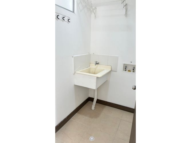 Apartaestudio en venta en Los Profesionales, Armenia, 43 m² · foto 6 de 18