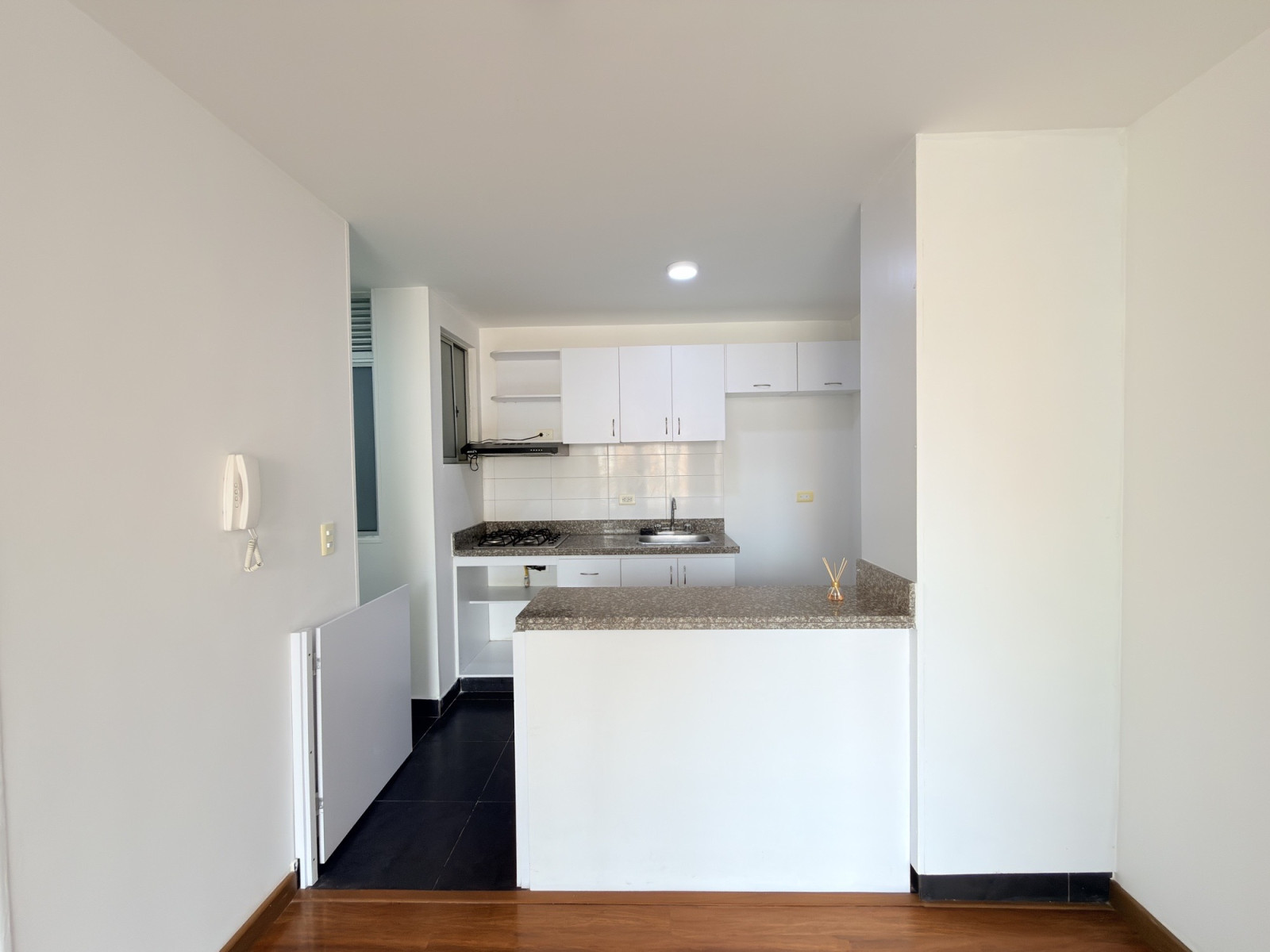 Apartamento en venta en Gran Granada, Bogotá · foto 5 de 22
