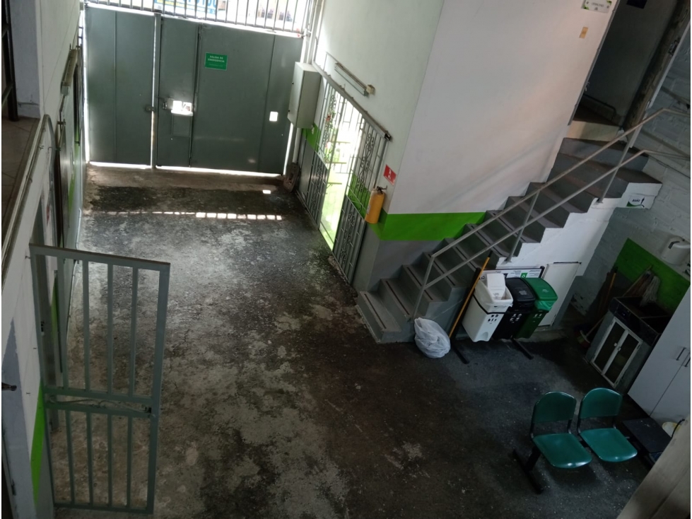 Warehouse for sale in Laureles, Medellín 5